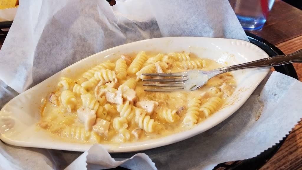 Yabos Tacos - Hilliard | restaurant | 5242 Cemetery Rd, Hilliard, OH 43026, USA | 6147427799 OR +1 614-742-7799