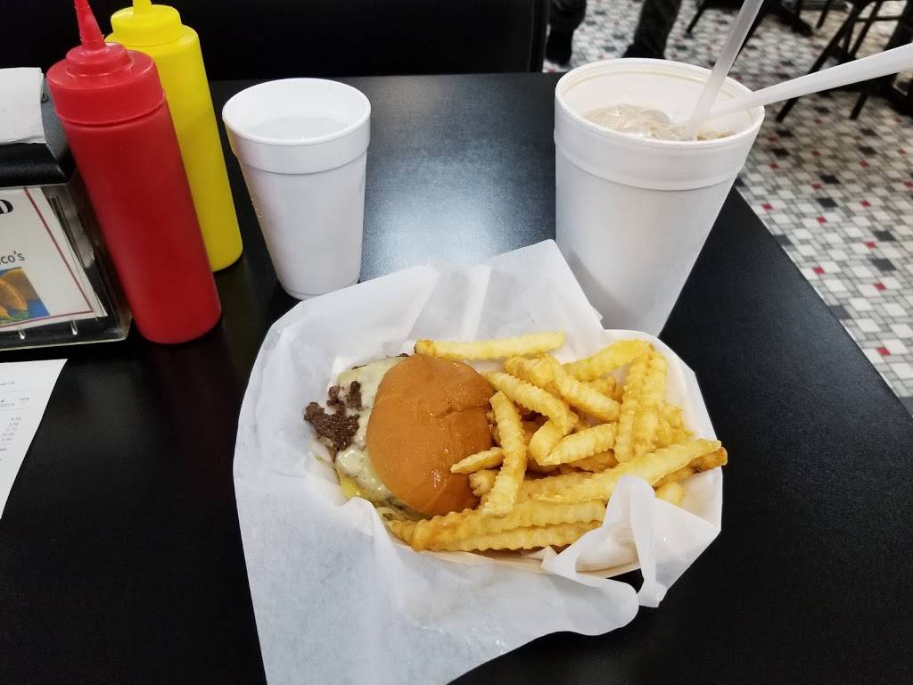 Burgerboard | restaurant | 2005 W Morton Ave, Jacksonville, IL 62650, USA | 2172450740 OR +1 217-245-0740