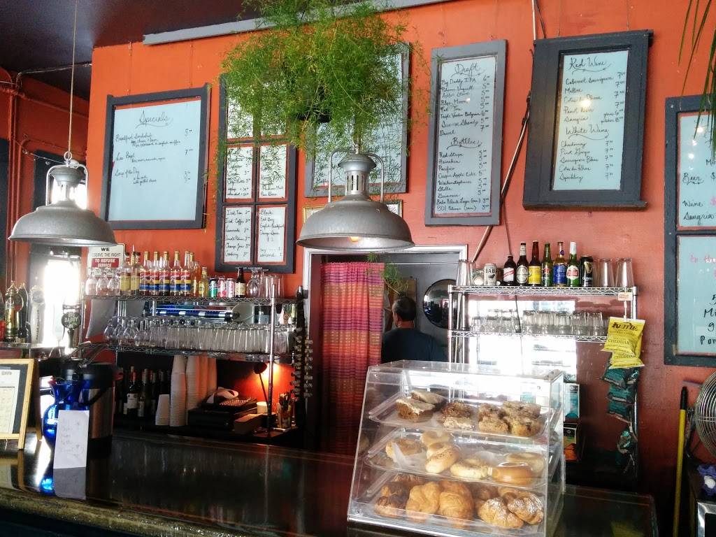 Revolution Cafe | cafe | 3248 22nd St, San Francisco, CA 94110, USA | 4156420474 OR +1 415-642-0474