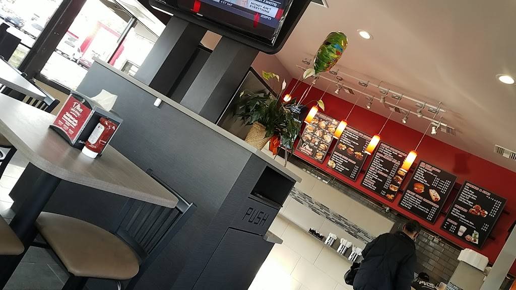 T. Allens King Gyros | restaurant | 3417 Lincoln Way W, South Bend, IN 46628, USA | 5742328901 OR +1 574-232-8901