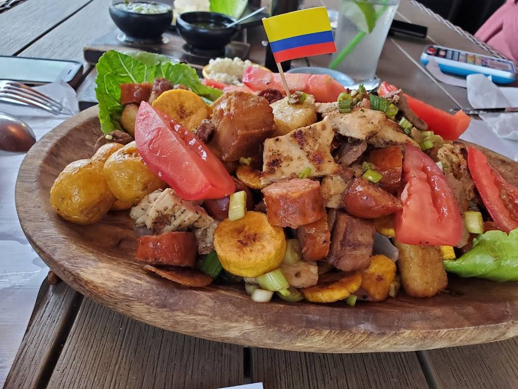 El Atico Restaurant | restaurant | 1313 W Boynton Beach Blvd, Boynton Beach, FL 33426, USA | 5617331313 OR +1 561-733-1313