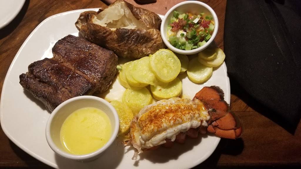 Outback Steakhouse | restaurant | 132 Marsh Hill Rd, Orange, CT 06477, USA | 2037950700 OR +1 203-795-0700