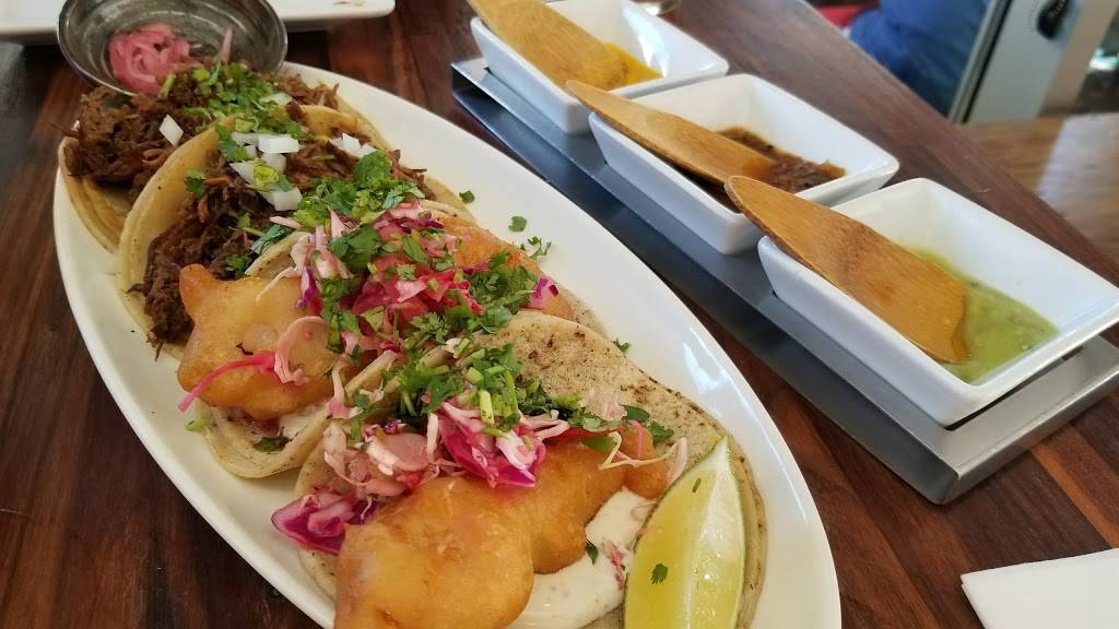 Tacolicious | restaurant | 300 Santana Row, San Jose, CA 95128, USA | 4156496077 OR +1 415-649-6077