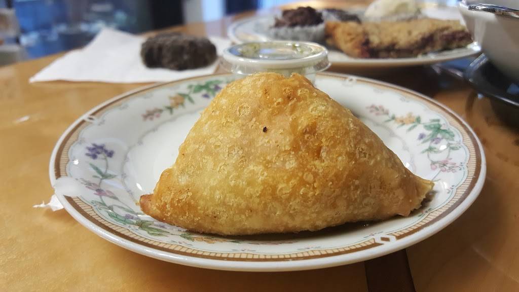 Sweet Peaces Veggie Bistro | restaurant | 300 E 1st St, Flint, MI 48502, USA | 8102884697 OR +1 810-288-4697