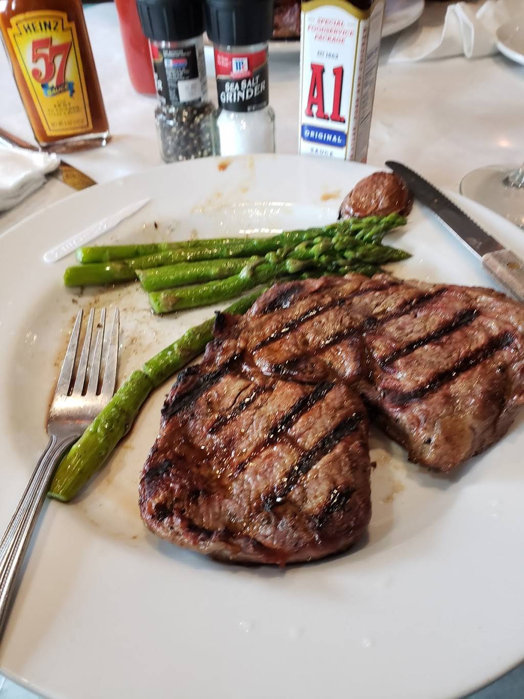 The Spaghetti Western Italian Cafe | restaurant | 1951 W T C Jester Blvd, Houston, TX 77008, USA | 7133606634 OR +1 713-360-6634