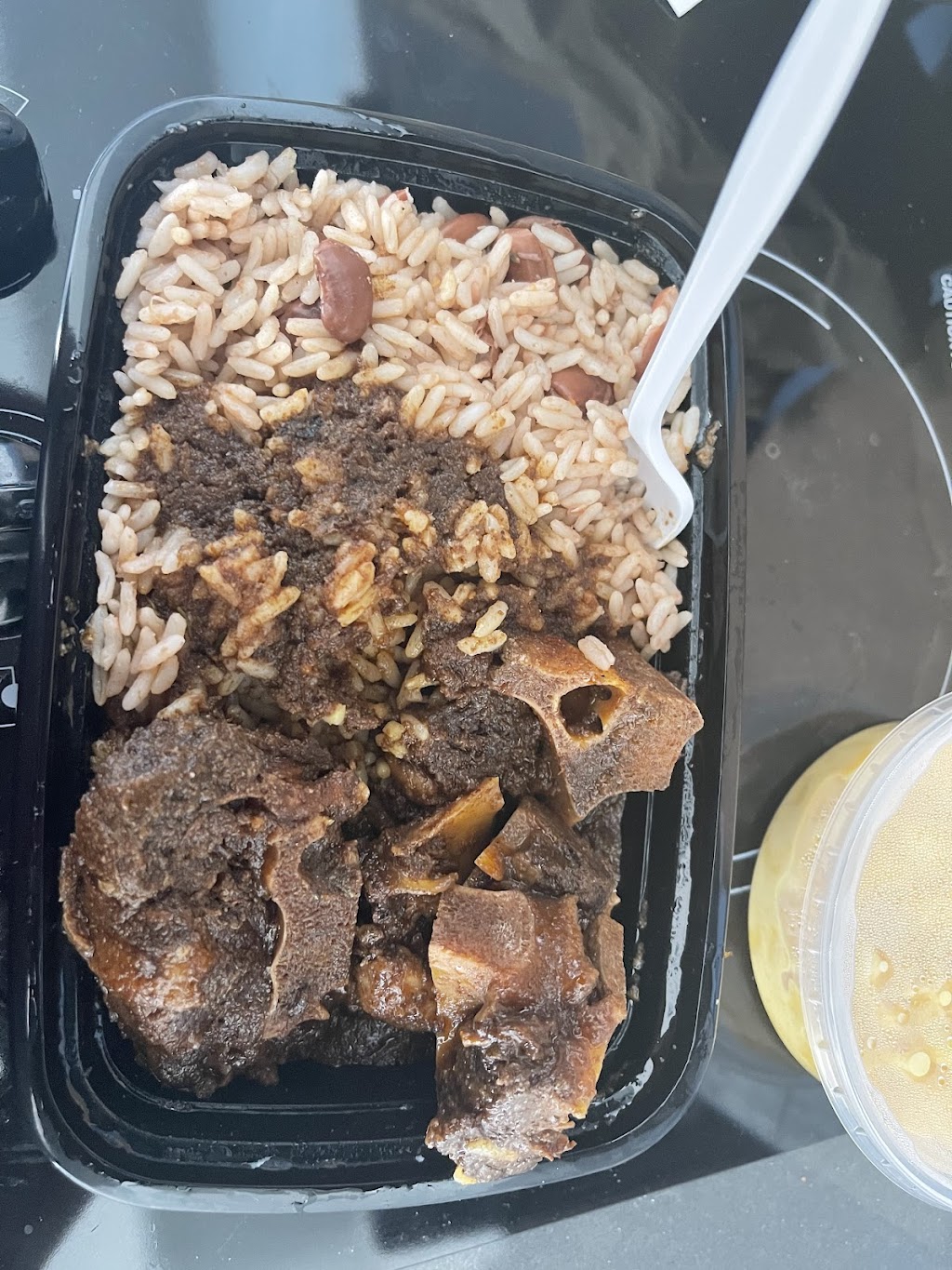 JERK OFF THE GRILL | restaurant | 354 E 78th St, New York, NY 10075, USA | 2122490305 OR +1 212-249-0305