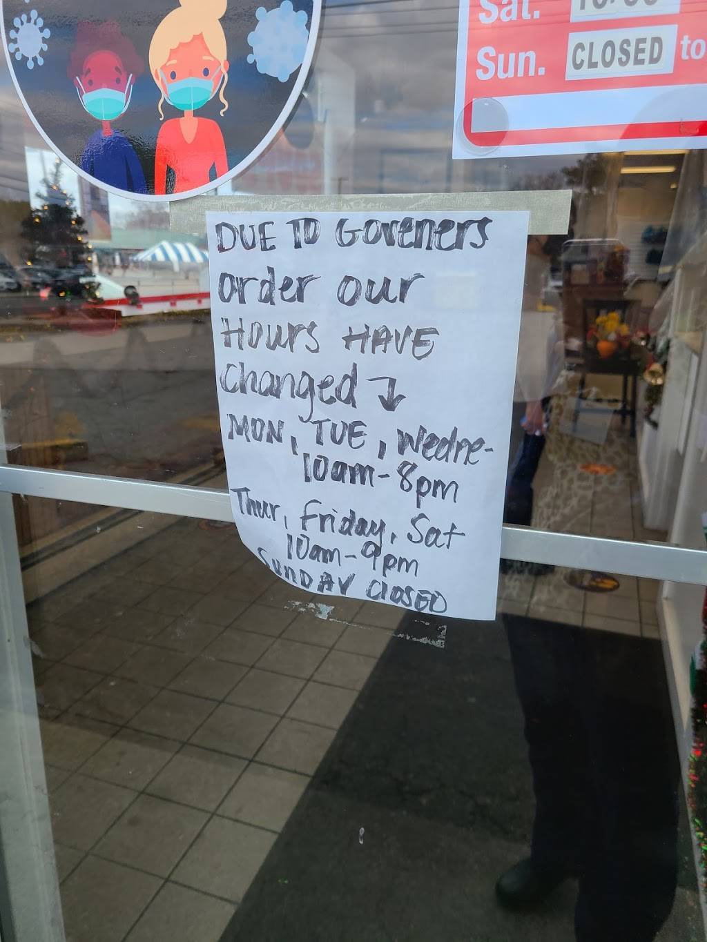 Suarez Pizza | restaurant | 176 Pelham St, Methuen, MA 01844, USA | 9786850352 OR +1 978-685-0352