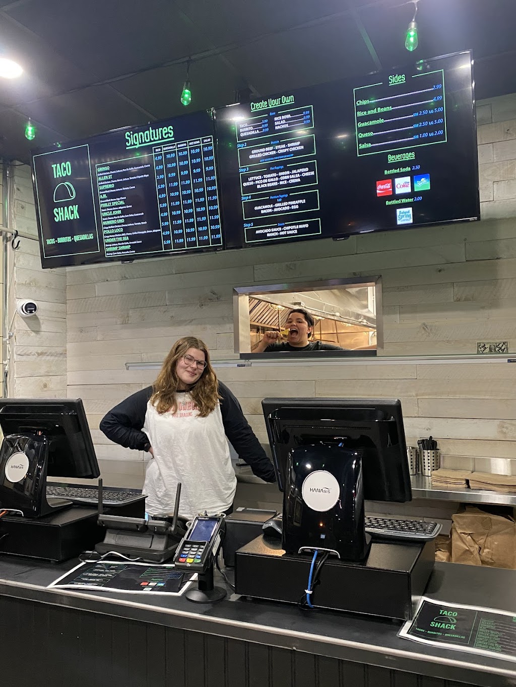 Taco Shack | restaurant | 97 Broadway, Lynbrook, NY 11563, USA | 5162182508 OR +1 516-218-2508