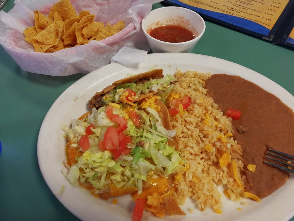 Piscis Seafood & Mexican Grill | restaurant | 311 N Old Hwy 81, Kyle, TX 78640, USA | 5122684900 OR +1 512-268-4900