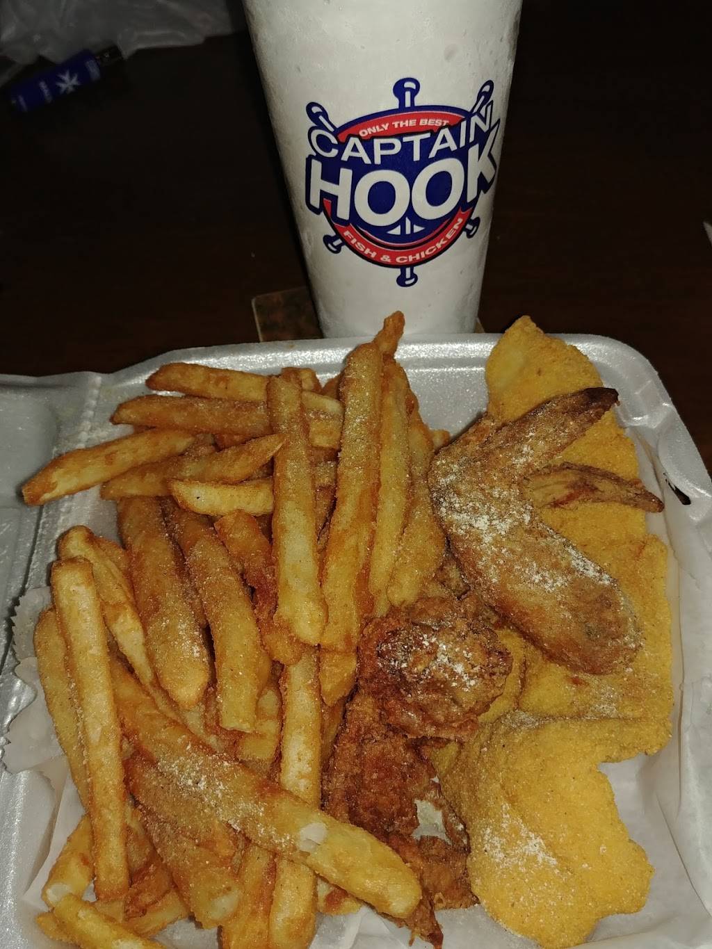 Captain Hook Fish & Chicken | restaurant | 7100 Bass Lake Rd, New Hope, MN 55428, USA | 7633259275 OR +1 763-325-9275