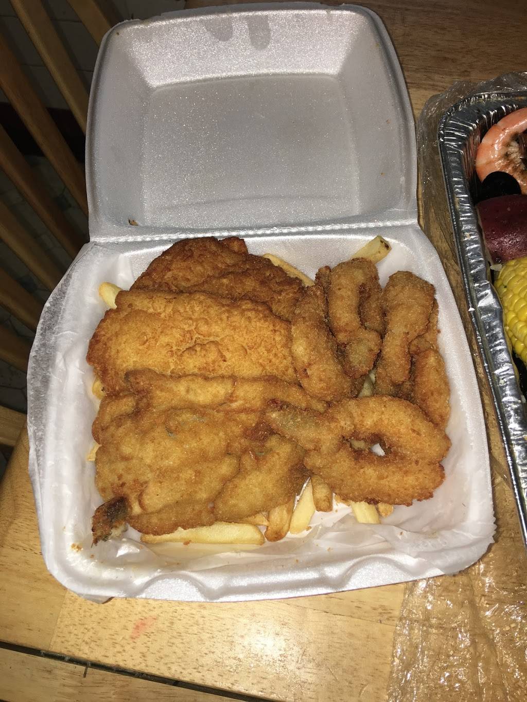 On & Sons Seafood | restaurant | 100 W Olney Ave, Philadelphia, PA 19120, USA | 2673316272 OR +1 267-331-6272