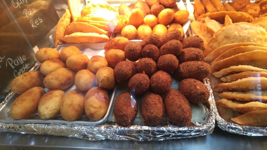 Prieto Empanadas | restaurant | 202 Humboldt Ave, Dorchester, MA 02121, USA | 6174273331 OR +1 617-427-3331