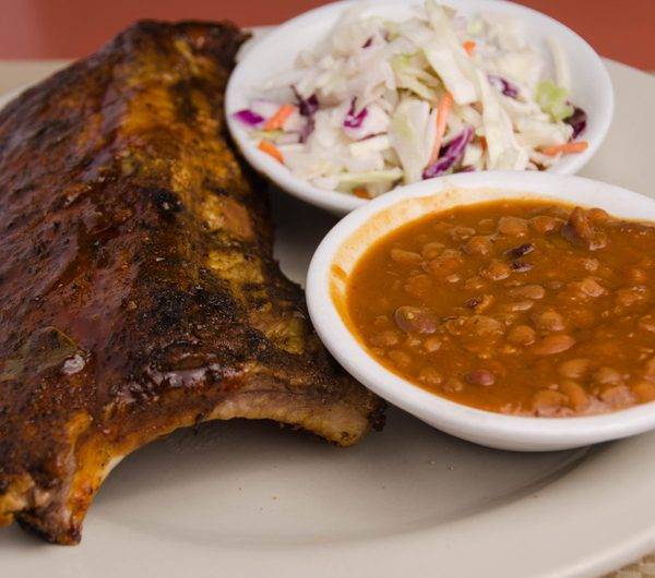 Lulus Restaurant and Sports Bar | restaurant | 16900 Roscoe Blvd, Van Nuys, CA 91406, USA | 8189880707 OR +1 818-988-0707