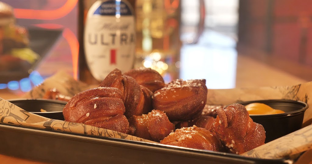 Wings Etc. | restaurant | 7200 Hazelton-Etna Rd SW, Pataskala, OH 43062, USA | 7409194201 OR +1 740-919-4201