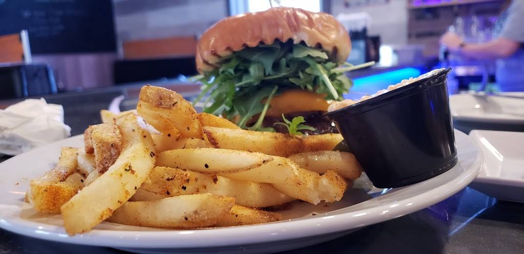 Vicinos Brick and Brew | restaurant | 7789 Brewerton Rd, North Syracuse, NY 13212, USA | 3158022291 OR +1 315-802-2291