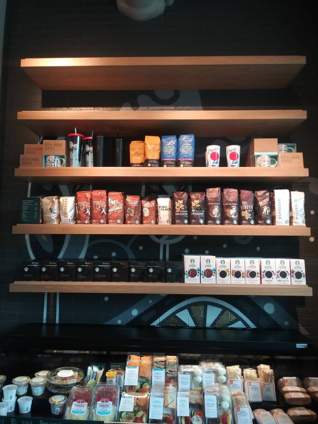 Starbucks | cafe | 3845 North Broadway, Chicago, IL 60613, USA | 2245803886 OR +1 224-580-3886