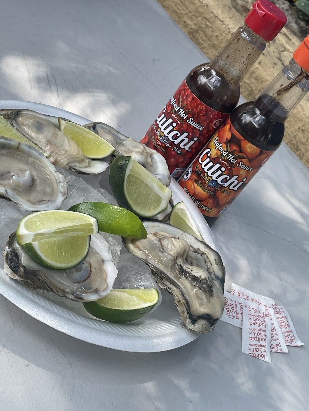 Mariscos El Zurdo | restaurant | 1044 Euclid Ave, Los Angeles, CA 90023, USA | 3235707606 OR +1 323-570-7606