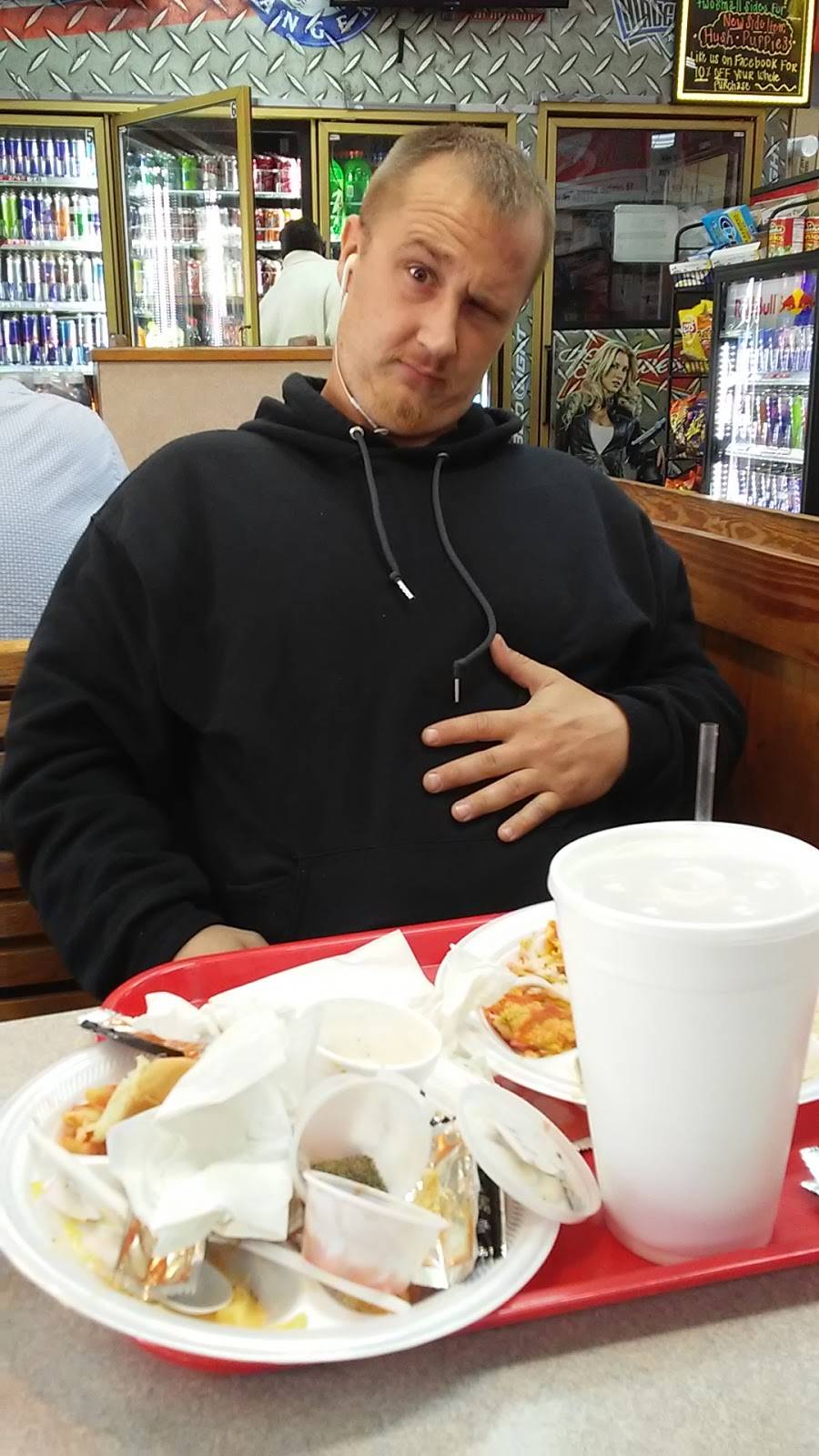 Lisas Chicken | restaurant | 716 N Riverside Dr, Fort Worth, TX 76111, USA | 8172221114 OR +1 817-222-1114