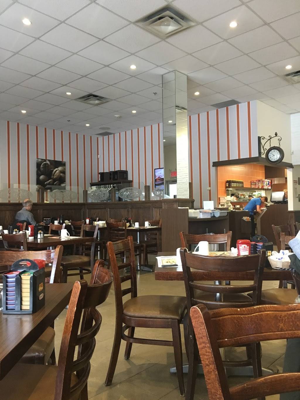 Eggsquis Saint-Hubert | restaurant | 5950 Boulevard Cousineau, Saint-Hubert, QC J3Y 7R9, Canada | 4506569995 OR +1 450-656-9995