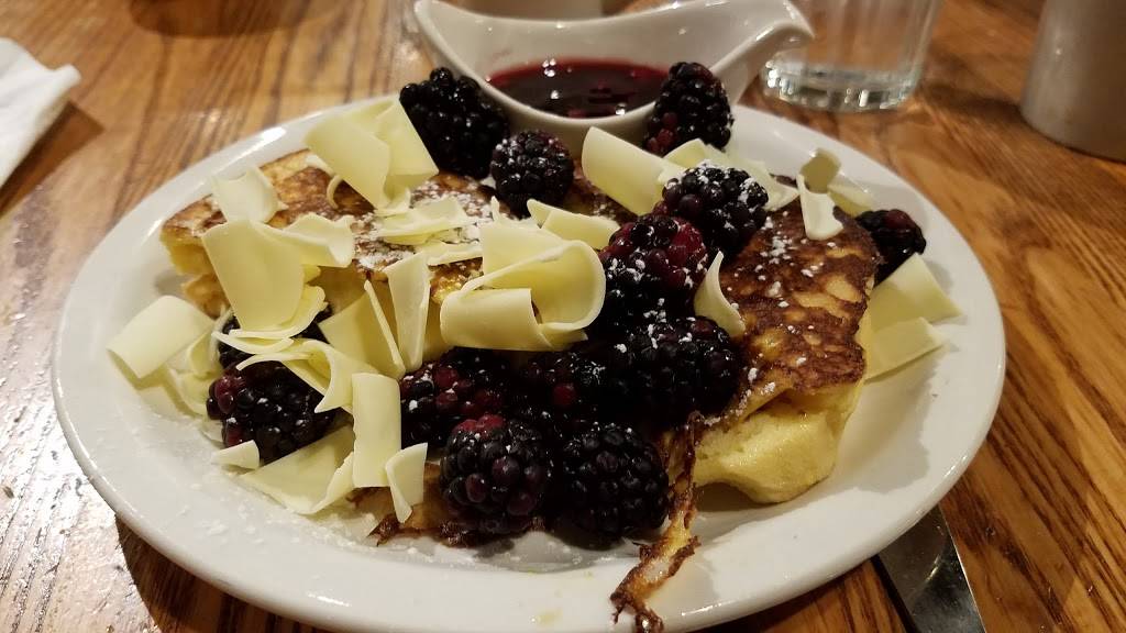 Cracker Barrel Old Country Store | restaurant | 7878 W Irlo Bronson Memorial Hwy, Kissimmee, FL 34747, USA | 4073901190 OR +1 407-390-1190