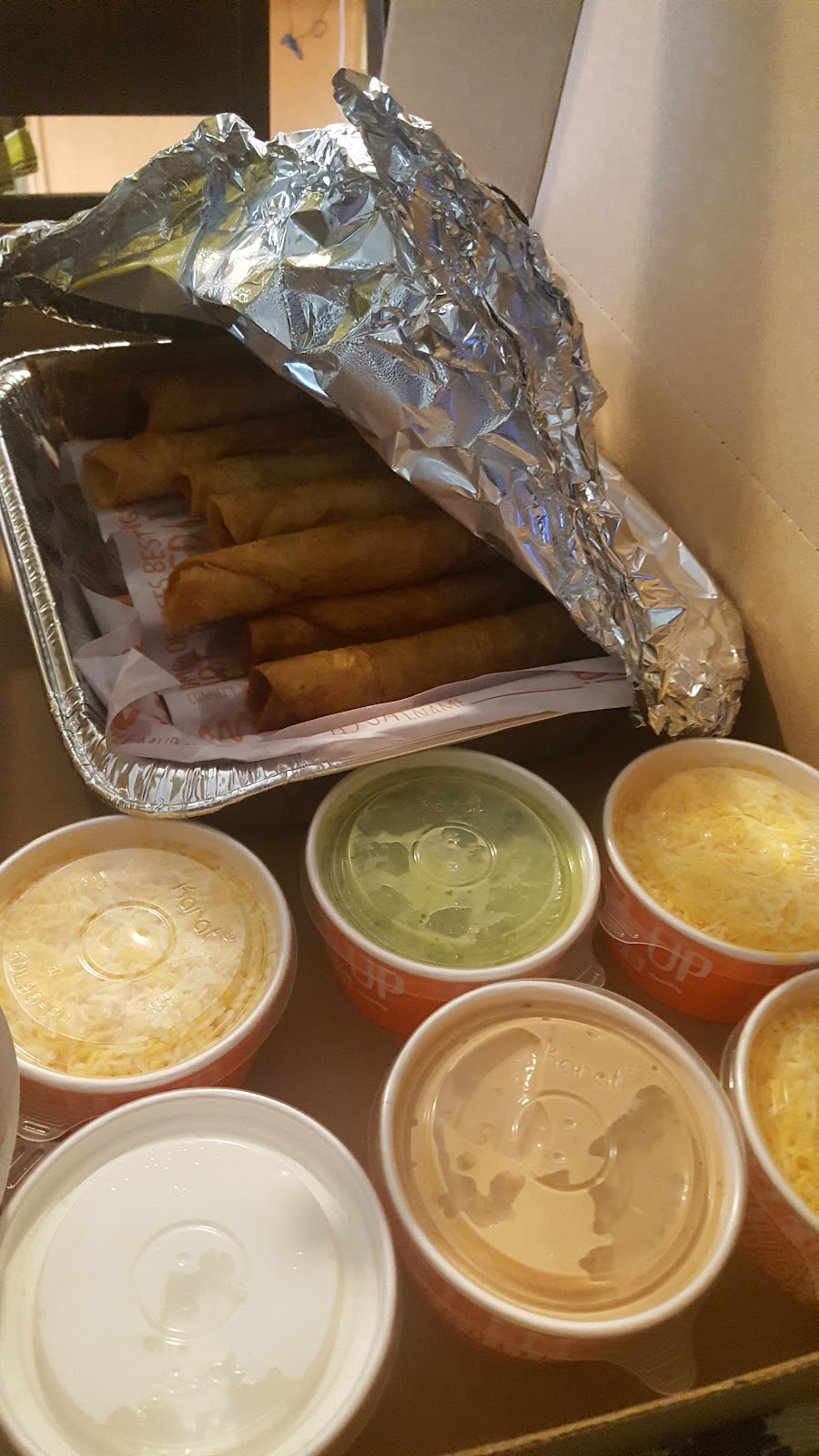 Roll-Em-Up Taquitos | restaurant | 3935 Bedford Canyon Rd Suite 101, Corona, CA 92883, USA | 9516385079 OR +1 951-638-5079