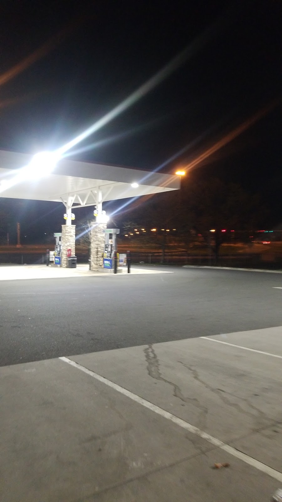 Royal Farms | meal takeaway | 2160 New Castle Ave, New Castle, DE 19720, USA | 3025619348 OR +1 302-561-9348