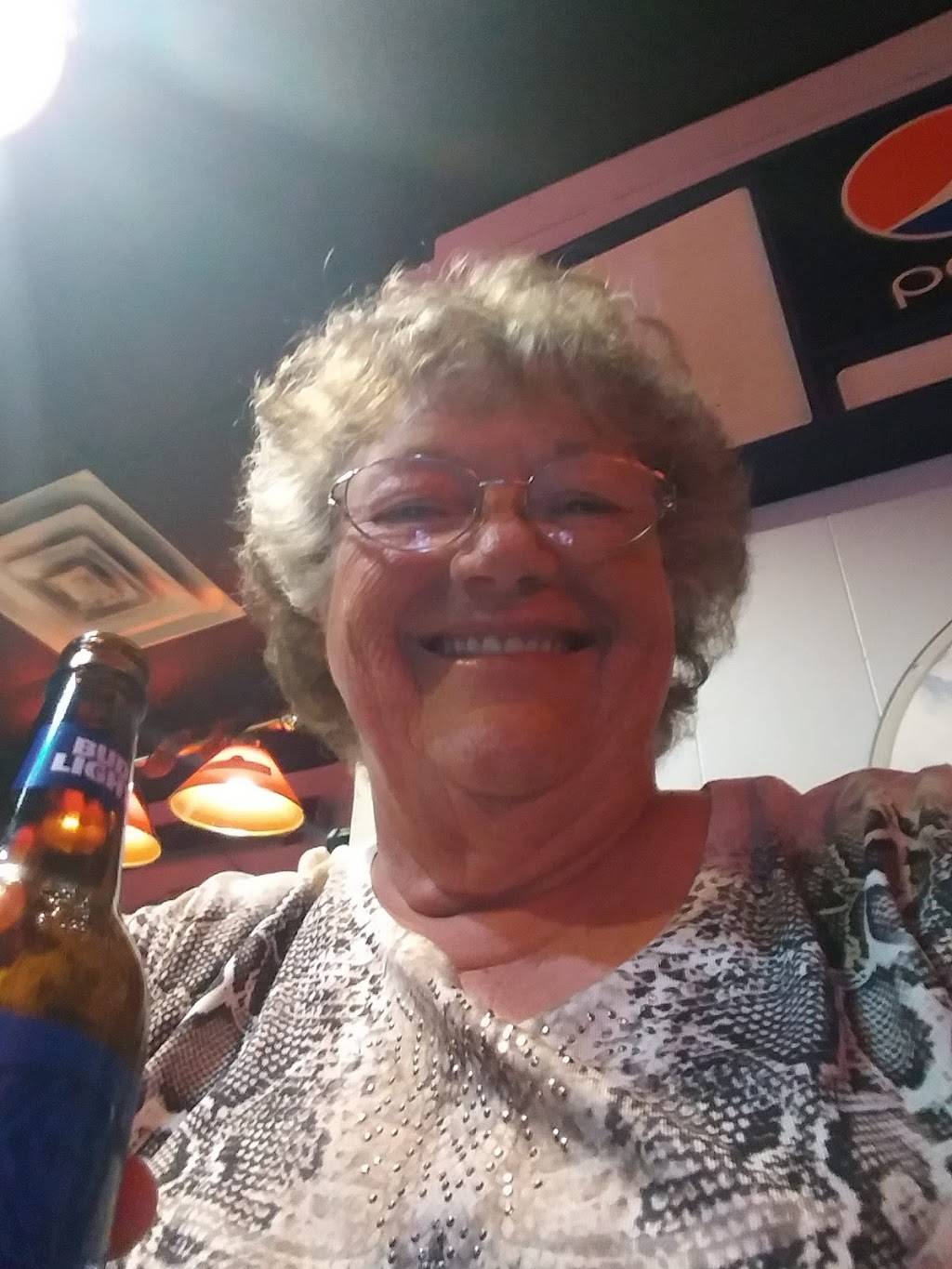 J RS Bar & Billiards | restaurant | 829 S Kingshighway, Cape Girardeau, MO 63701, USA | 5738032750 OR +1 573-803-2750