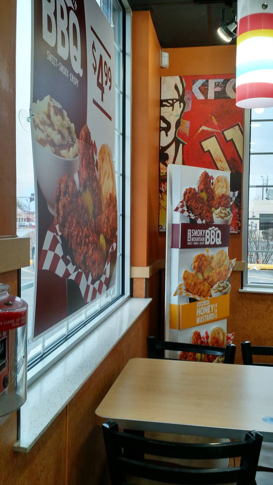 KFC | restaurant | 10428 S Cicero Ave, Oak Lawn, IL 60453, USA | 7086364800 OR +1 708-636-4800