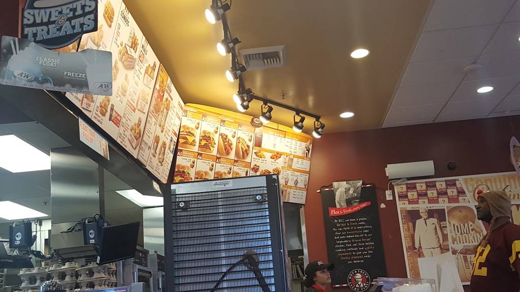 A&W | restaurant | 2150 Redwood St, Vallejo, CA 94590, USA | 7075541990 OR +1 707-554-1990