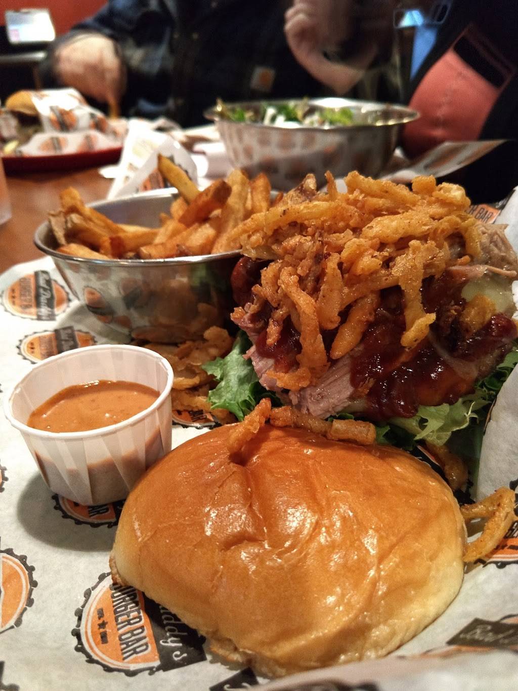 Bad Daddys Burger Bar | restaurant | 504 Hanes Mall Blvd, Winston-Salem, NC 27103, USA | 3368936456 OR +1 336-893-6456