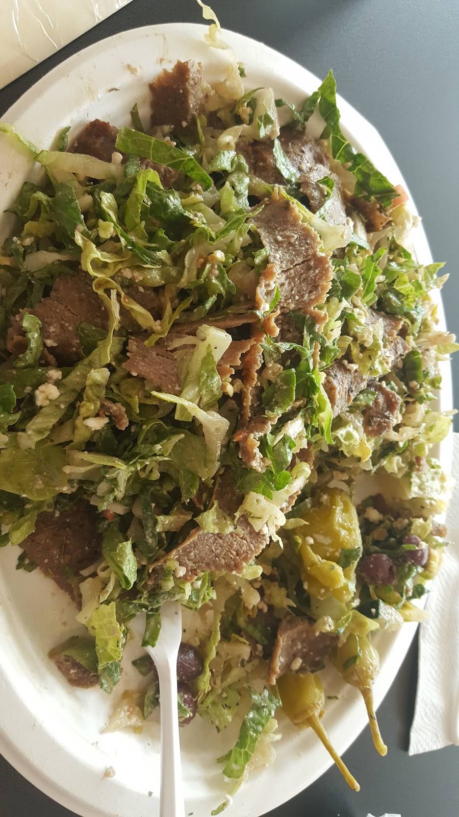 Giant Gyros | restaurant | 18 SE 82nd Ave, Portland, OR 97216, USA | 5032525932 OR +1 503-252-5932