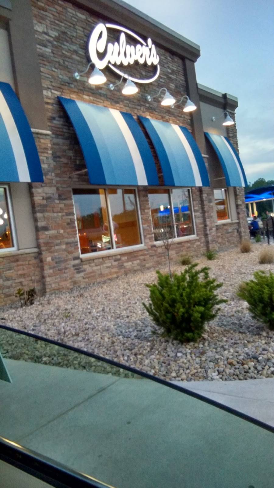 Culvers | restaurant | 8232 Country Village Dr, Indianapolis, IN 46214, USA | 4632022085 OR +1 463-202-2085