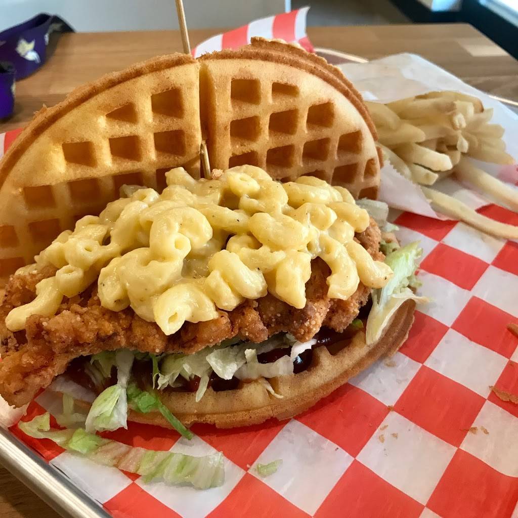 Hot Chicken Blvd | meal takeaway | 1440 Secor Rd, Toledo, OH 43607, USA | 4196904882 OR +1 419-690-4882