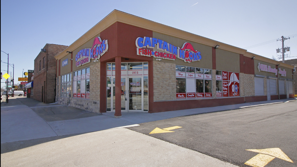 Captain Hooks Fish & Chicken on 103rd | restaurant | 343 E 103rd St, Chicago, IL 60628, USA | 7732316363 OR +1 773-231-6363