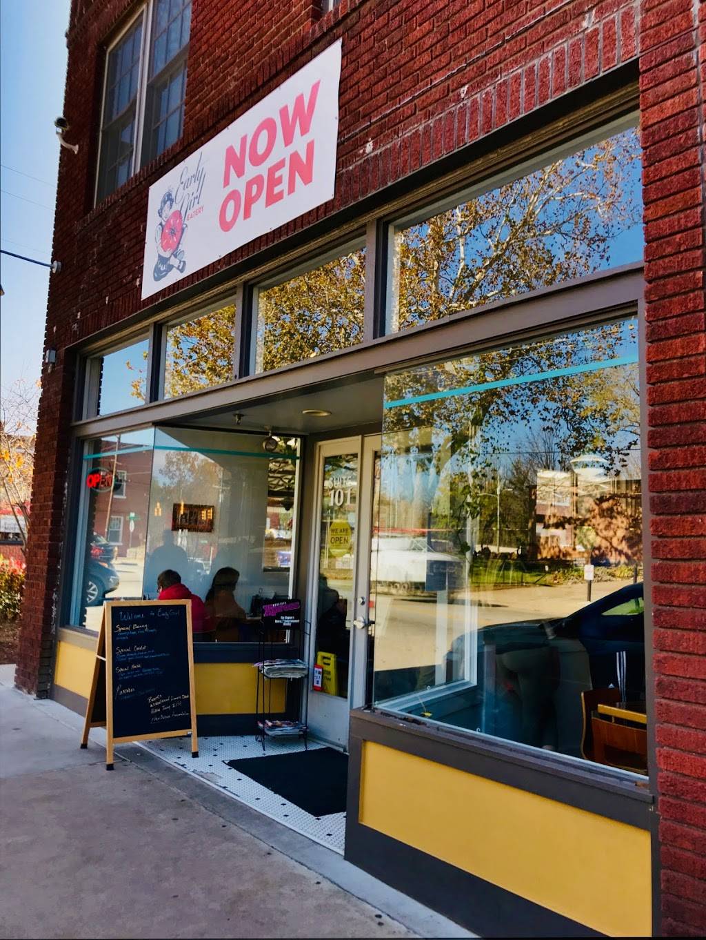 Early Girl Eatery | restaurant | 444 Haywood Rd #101, Asheville, NC 28806, USA | 8288202323 OR +1 828-820-2323