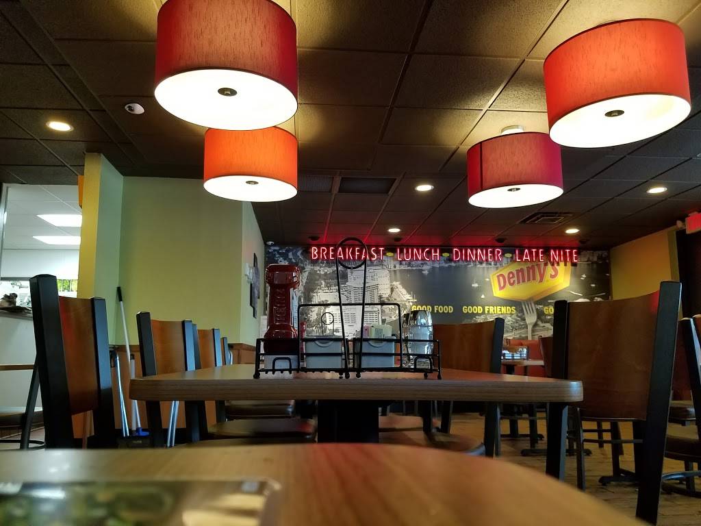 Dennys | restaurant | 1311 W Palmetto Park Rd, Boca Raton, FL 33486, USA | 5613683212 OR +1 561-368-3212