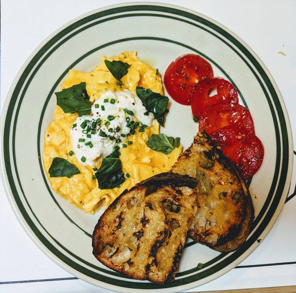 Jon & Vinnys Brentwood | restaurant | 11938 San Vicente Blvd, Los Angeles, CA 90049, USA | 3104422733 OR +1 310-442-2733