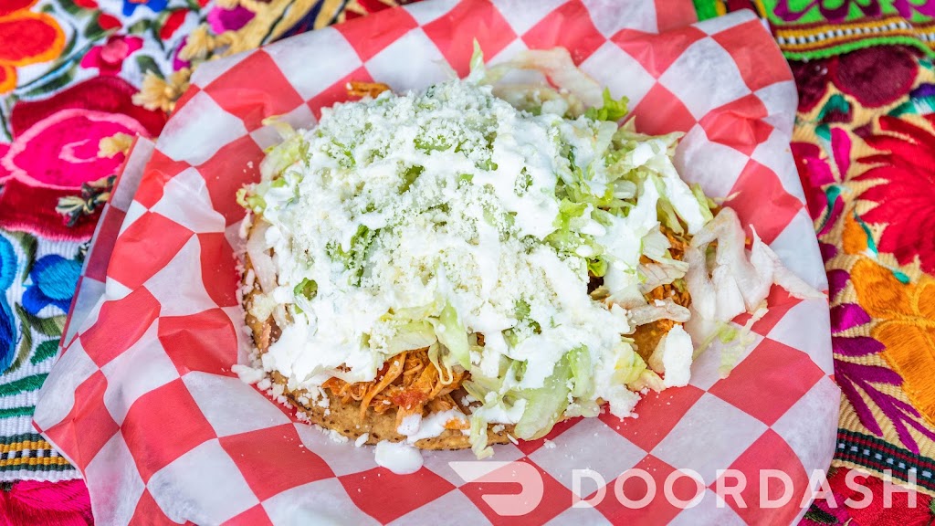 Los Jalapeños LLC | restaurant | 740 Lynch St SW, Grand Rapids, MI 49503, USA | 6167237548 OR +1 616-723-7548