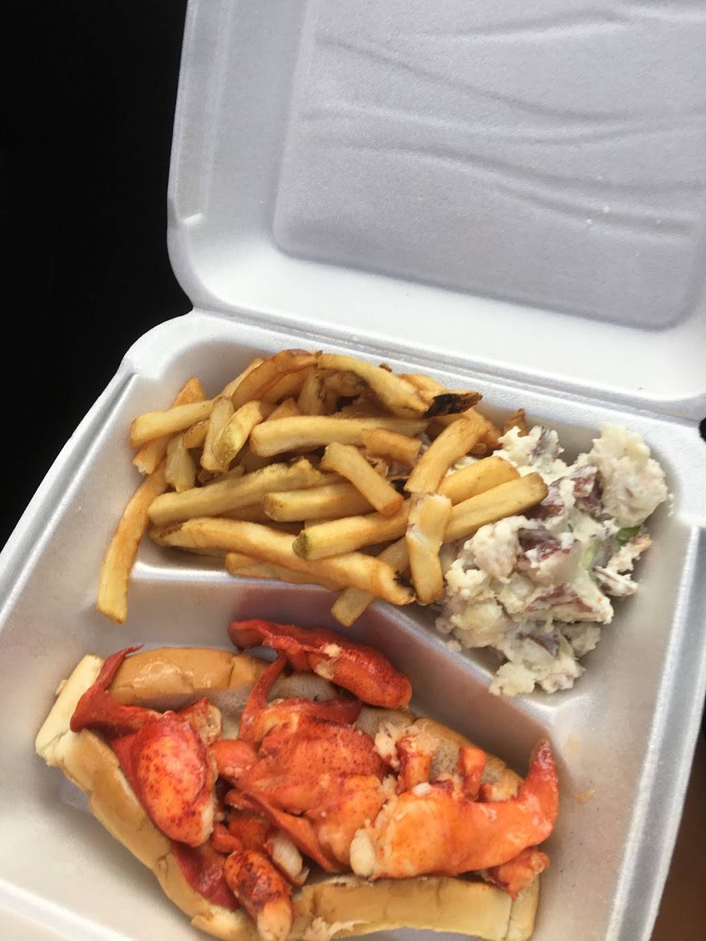 Tail O the Pup | restaurant | 1186 NY-86, Ray Brook, NY 12977, USA | 5188910777 OR +1 518-891-0777