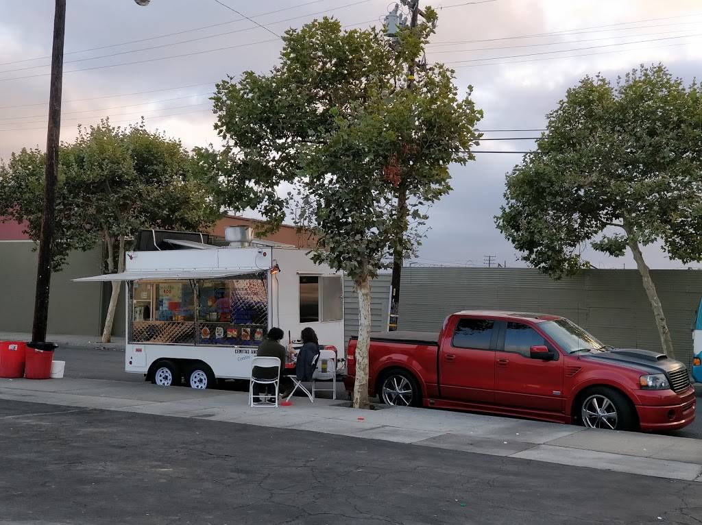 Cemitas Andrea | restaurant | 2237 W 5th St, Santa Ana, CA 92703, USA | 7149849587 OR +1 714-984-9587