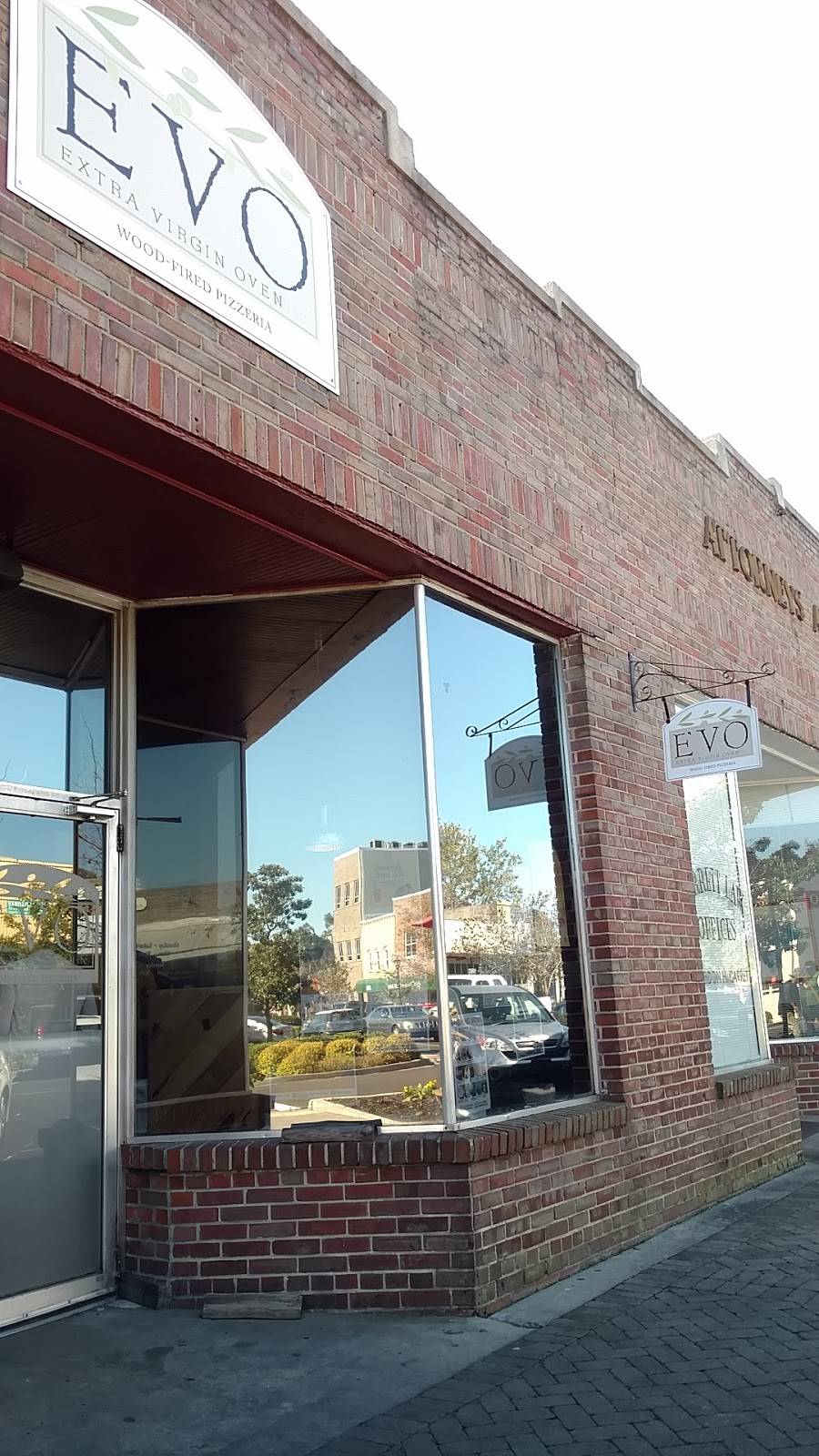 EVO Pizzeria | restaurant | 1075 E Montague Ave, North Charleston, SC 29405, USA | 8432251796 OR +1 843-225-1796