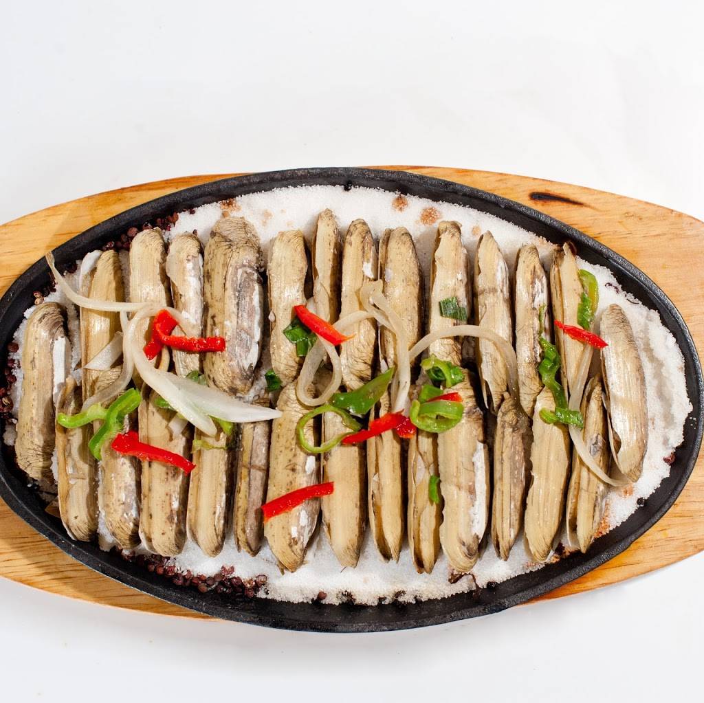 Wang Village | restaurant | 5609 8th Ave, Brooklyn, NY 11220, USA | 7186336111 OR +1 718-633-6111