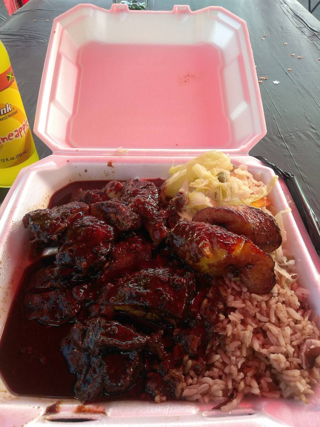 Paradise West Indian American | restaurant | 2006 Randleman Rd # A, Greensboro, NC 27406, USA | 3362733552 OR +1 336-273-3552