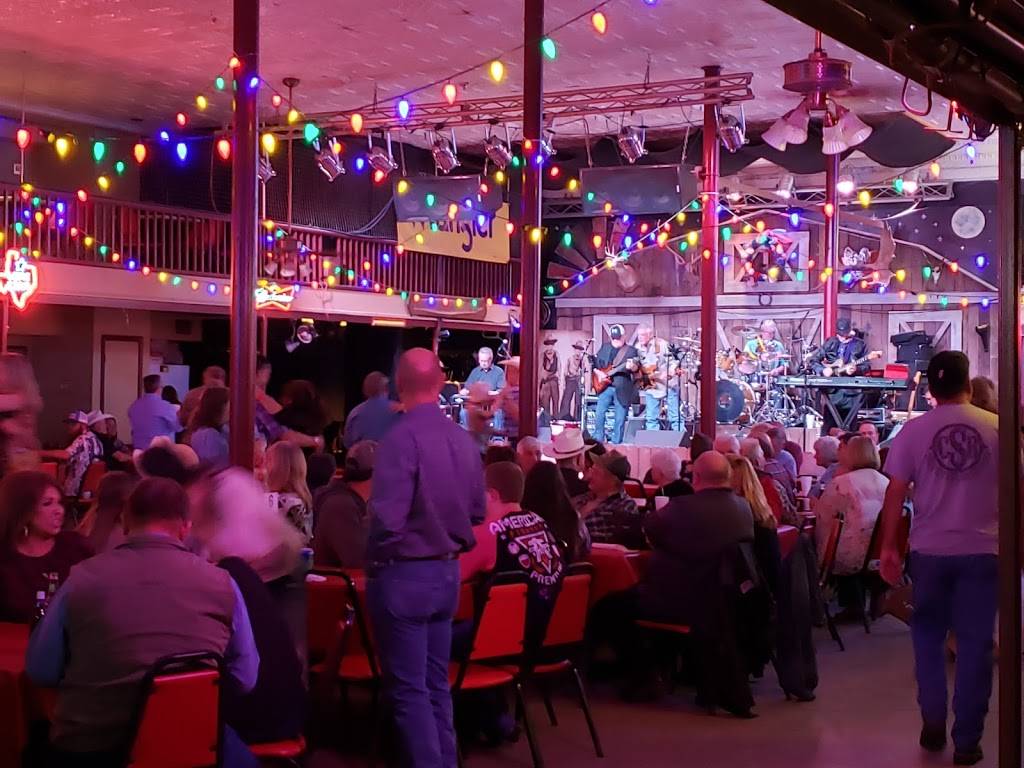 Cotton Country Club | restaurant | 212 E Davilla St, Granger, TX 76530, USA | 5128590700 OR +1 512-859-0700