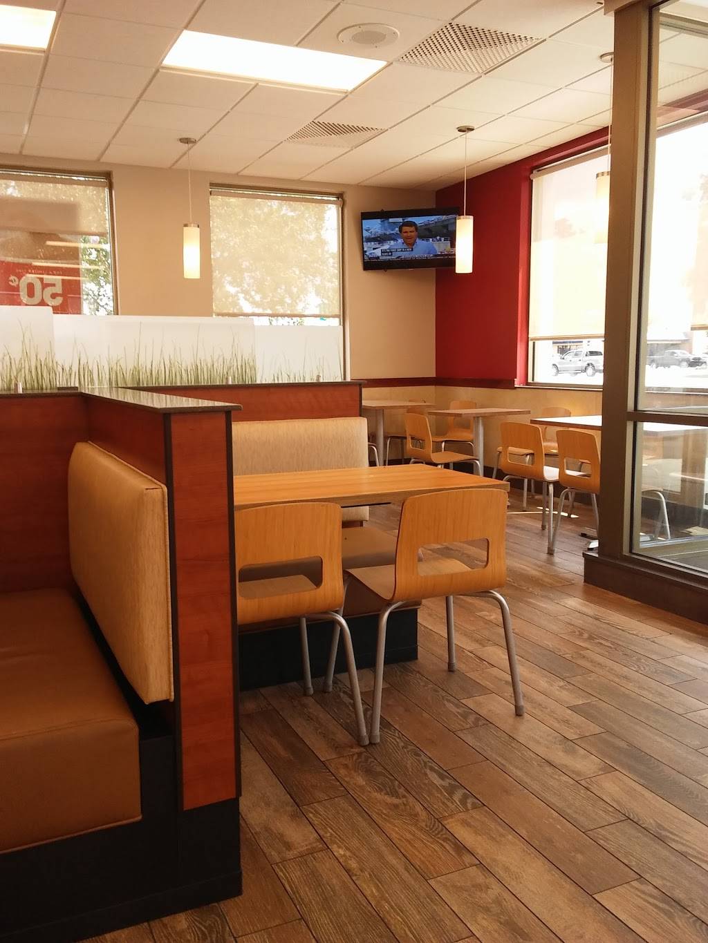 Wendys | restaurant | 180 SW Main Blvd, Lake City, FL 32025, USA | 3867543898 OR +1 386-754-3898