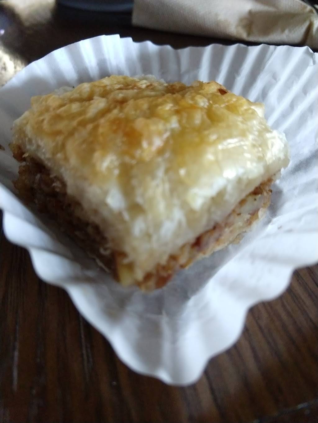 Ronits Kitchen | restaurant | 116 N Madison St, Rockford, IL 61107, USA | 8153154401 OR +1 815-315-4401