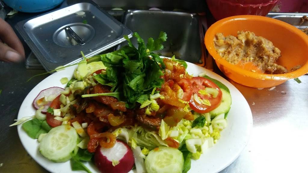 Las Champas | restaurant | 111 N Pacific Ave, San Pedro, CA 90731, USA | 4244775108 OR +1 424-477-5108