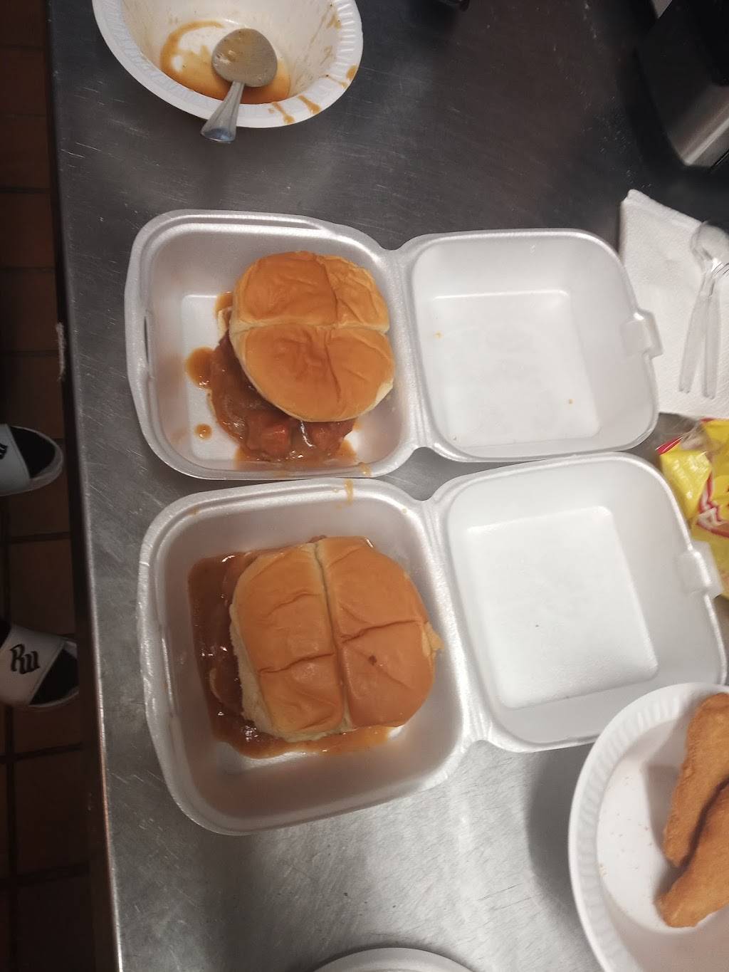 Sweet grandma grill | restaurant | 1104 N William St, Goldsboro, NC 27530, USA | 9199476100 OR +1 919-947-6100