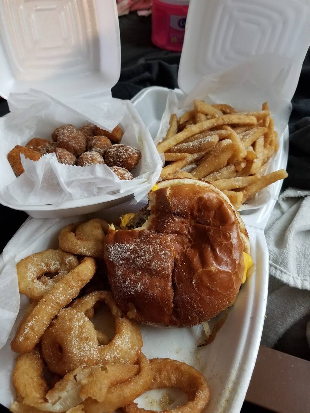 76 Steak and Potato | meal takeaway | 7601 W Hampton Ave, Milwaukee, WI 53218, USA | 4145366757 OR +1 414-536-6757