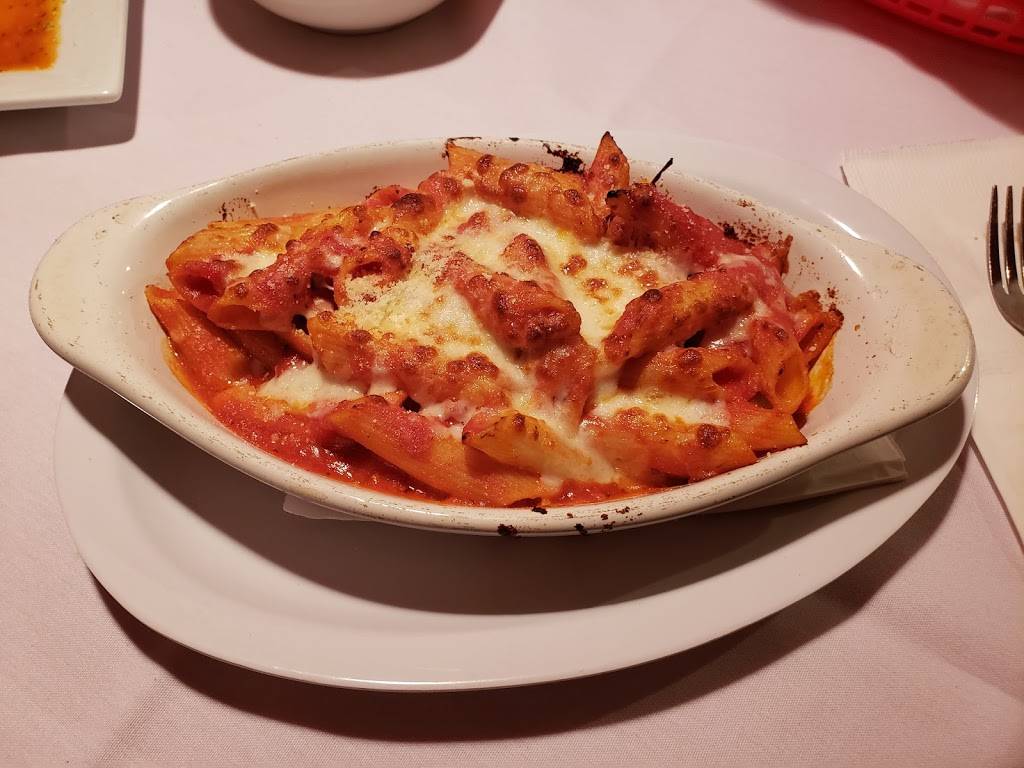 Luigis Italian Restaurant | restaurant | 124 E 9th Ave, Winfield, KS 67156, USA | 6204022880 OR +1 620-402-2880